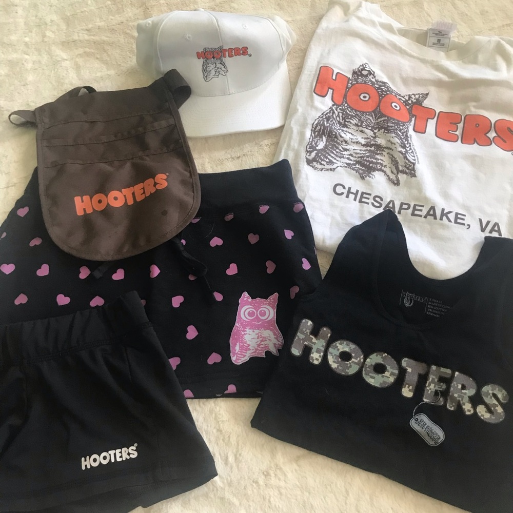 Hooters bundle 1!